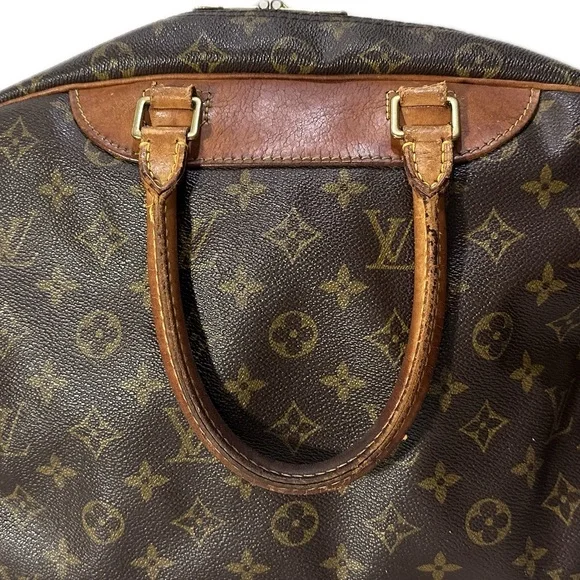 LOUIS VUITTON *Iconic Vintage Authentic DEAUVILLE MONOGRAM "J.Lo" Purse - Picture 5 of 16